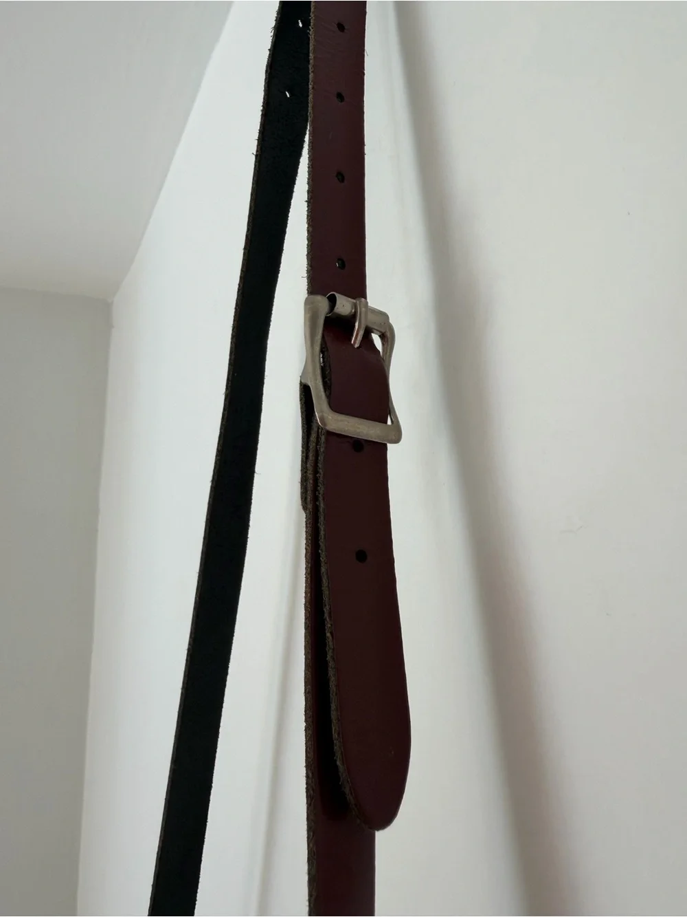 The Leather Satchel Co British Made Burgundy Leather Crossbody Satchel
